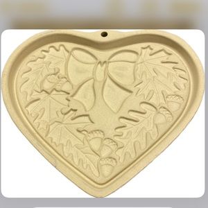 Pampered Chef Family Heritage Stoneware Autumn Wreath